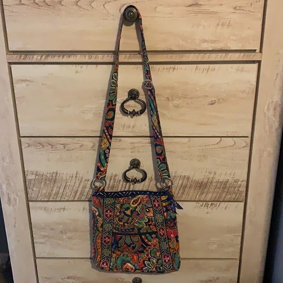 Vera Bradley Purse - Picture 6 of 7